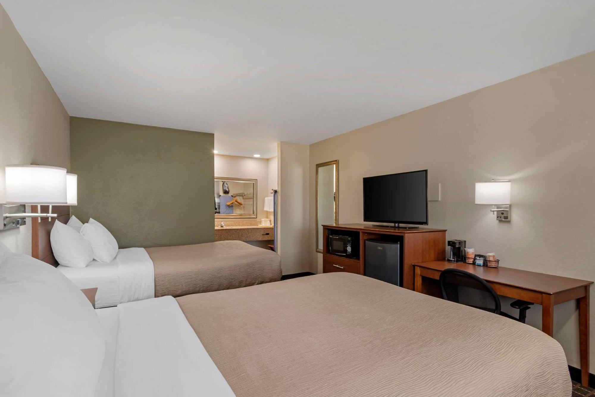 Quality Inn & Suites Morrow Atlanta South Eksteriør billede