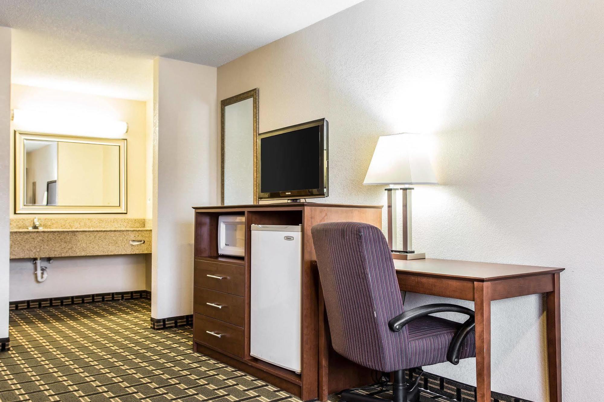 Quality Inn & Suites Morrow Atlanta South Eksteriør billede